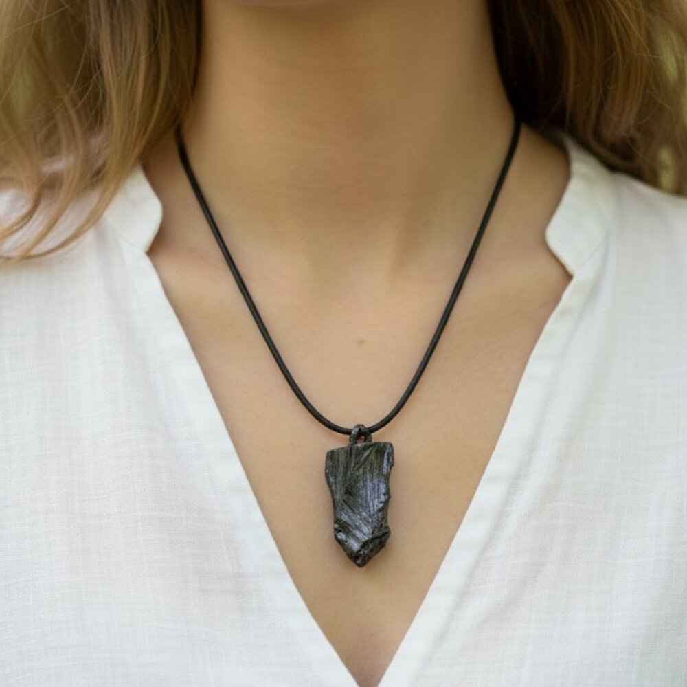 Shungite Pendant Elite Noble Stone Original Healing Crystal Karelia RussiaMEDIUM
